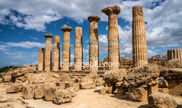 rovine del tempio di eracle di agrigento 