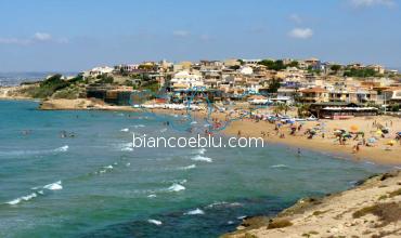 a cava aliga vista mozzafiato della spiaggia di sabbia 