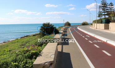 pista ciclabile a ovest di marina di ragusa 