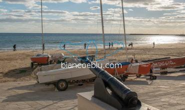 marina di ragusa di spiaggia sabbia delle varcuzze 