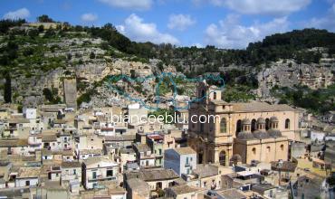 scicli chiese barocche con vista panoramica citta