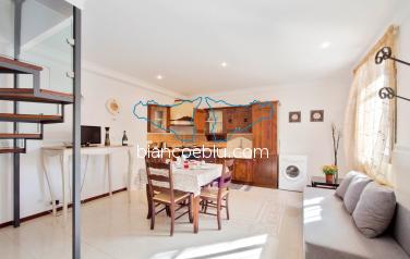 B&B Bianco e Blu - Marina di Ragusa - Ade Ade big apartment close to the beach and the sea in the centre of Marina di Ragusa in Sicily living room