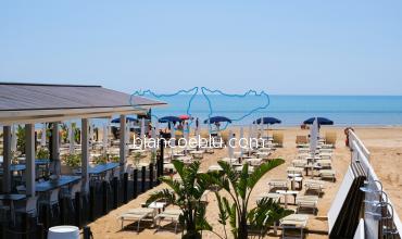 Aola bathing facilities on the promenade Mediterraneo in Marina di Ragusa 