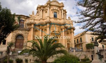 this baroque church in noto is an exaple of the rich baroque architecture in sicily